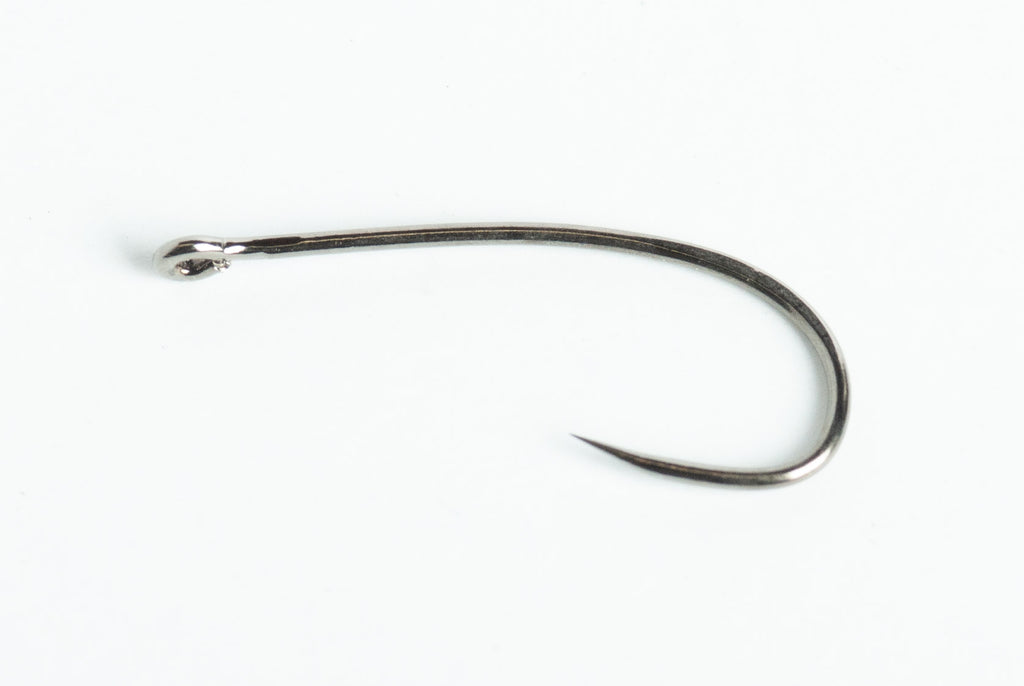 Grub hooks for extended body dry flies - The Fly Tying Bench - Fly